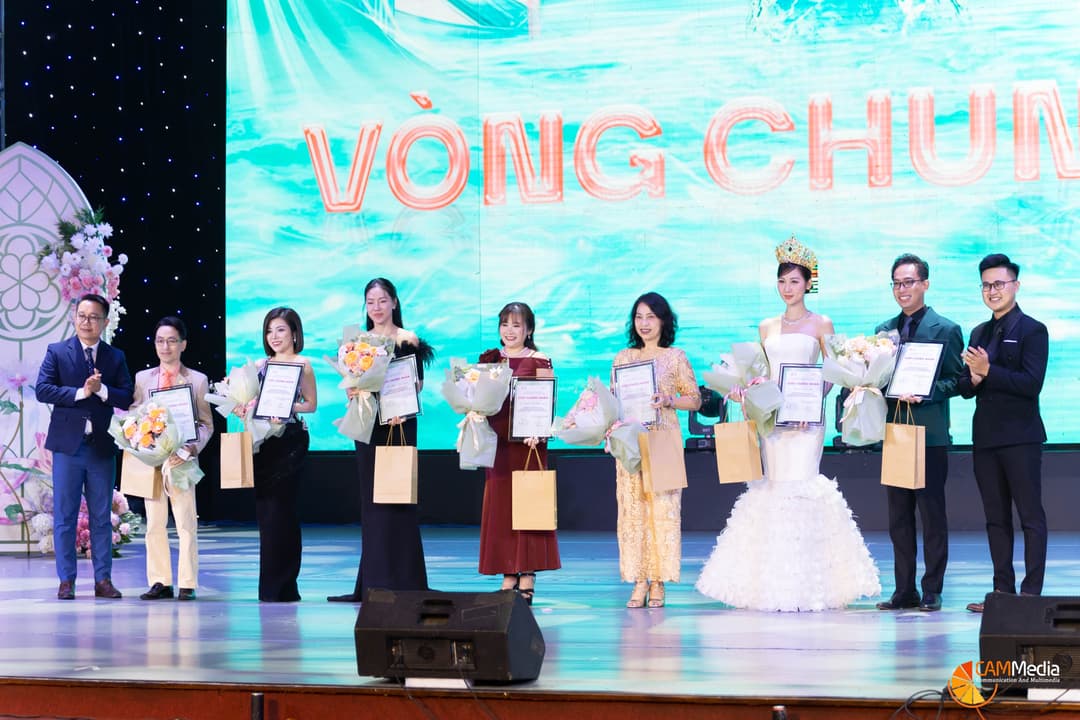 Cuộc thi Sinh viên tài năng, thanh lịch Trường Đại học Kinh tế Đà Nẵng 2025 - 4